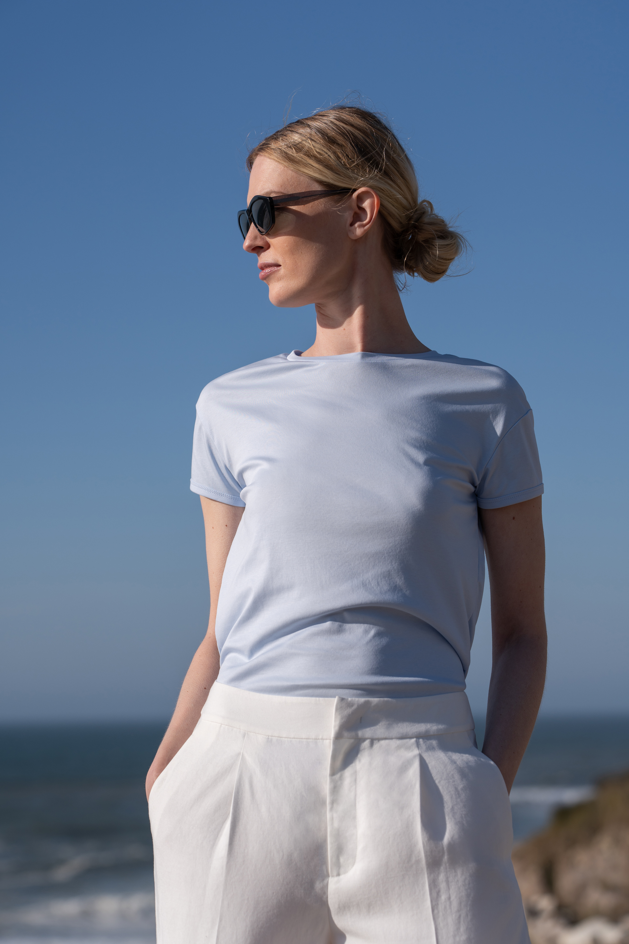 Timeless light blue mercerized cotton t-shirt displaying quality and elegant finishing